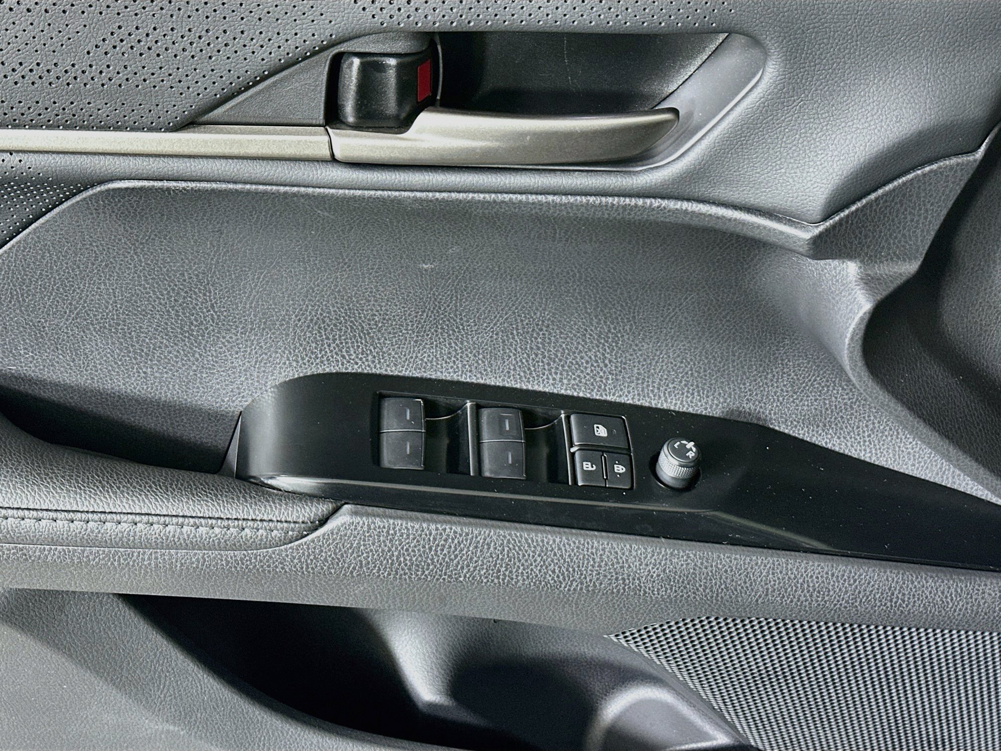 Certified 2025 Toyota Camry XSE FWD image 14
