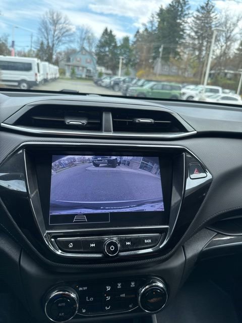 Used 2021 Chevrolet TrailBlazer LT w/ Convenience Package image 32