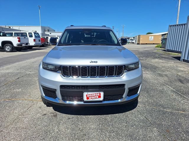 Used 2023 Jeep Grand Cherokee L Limited w/ Trailer Tow Group (B) AWD/4WD image 9