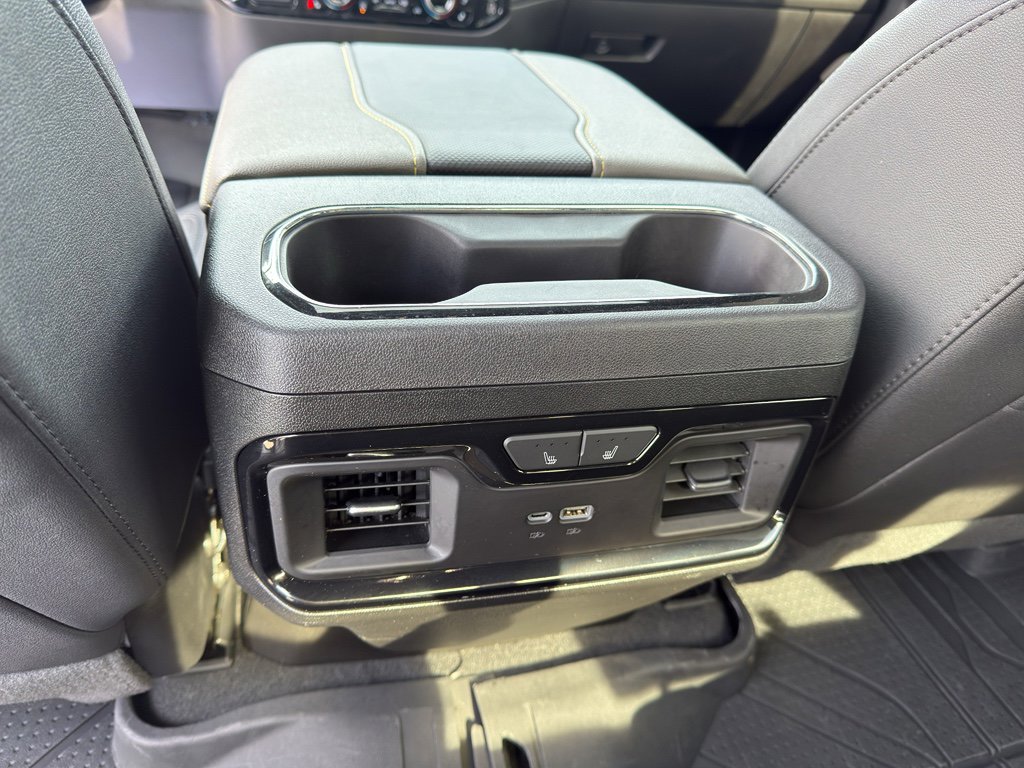 Used 2024 Chevrolet Silverado 2500 ZR2 w/ Technology Package image 27