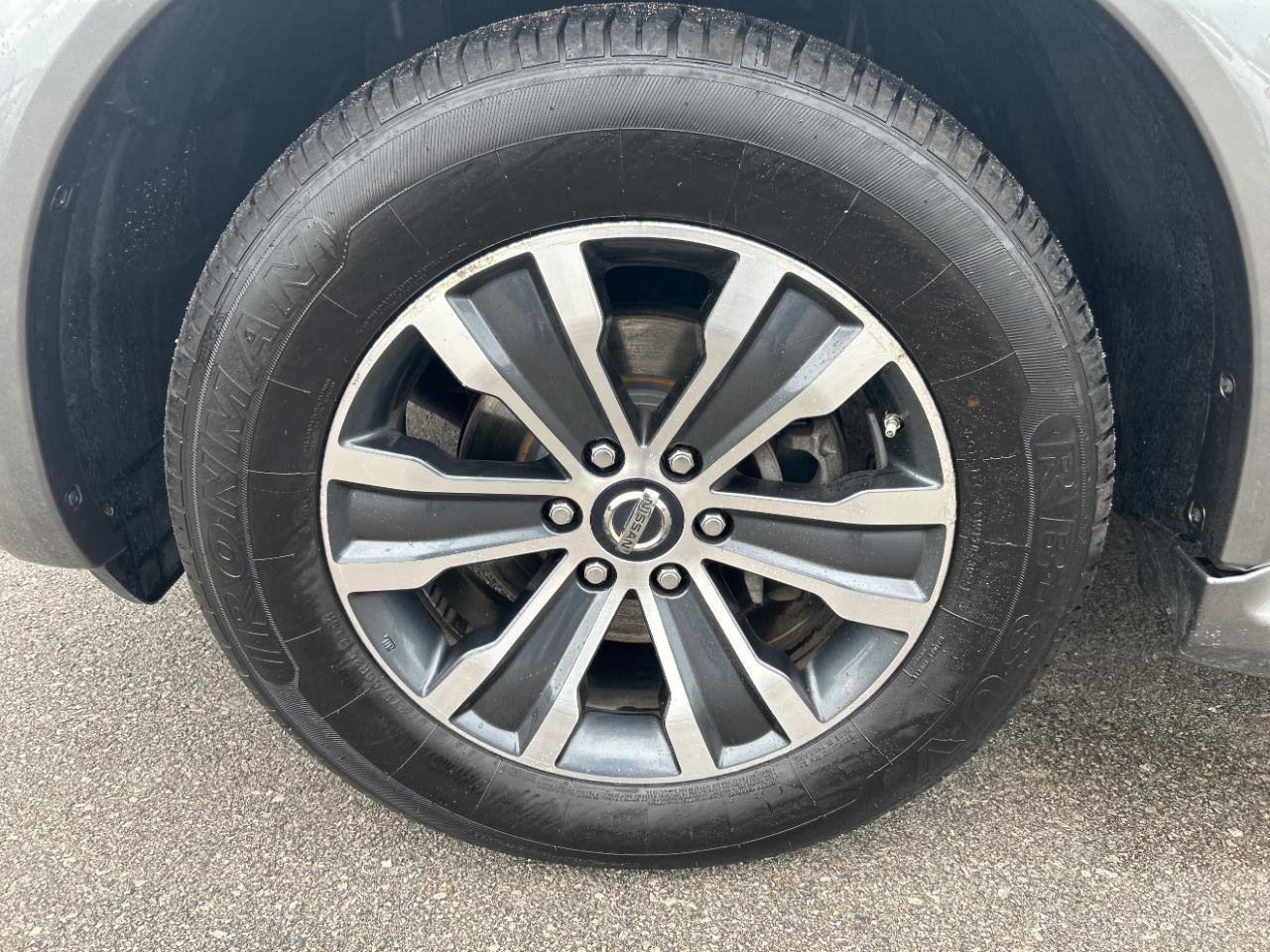 Used 2020 Nissan Armada SL w/ Premium Package RWD image 11