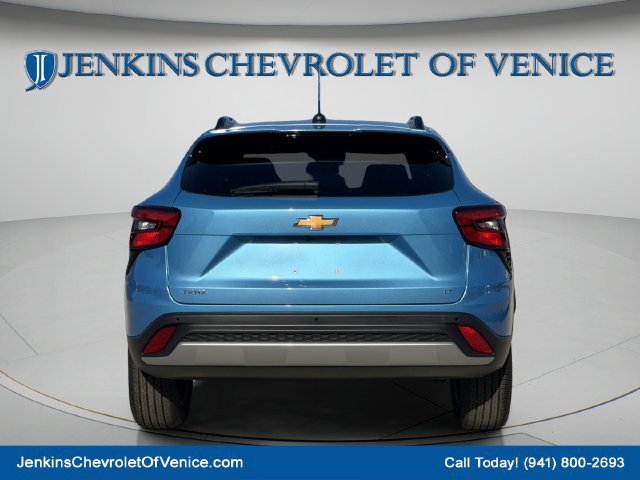 New 2026 Chevrolet Trax LT w/ Sunroof Package FWD image 22