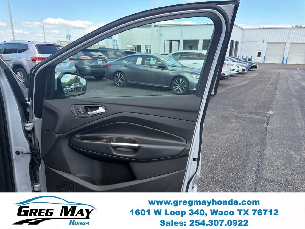 Used 2019 Ford Escape SEL FWD image 30