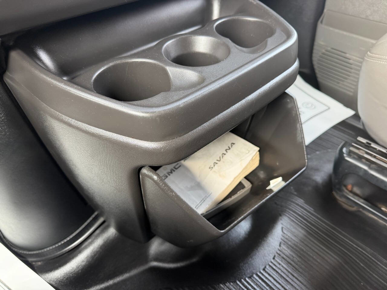 Used 2010 GMC Savana 2500 LS w/ Power Package image 38