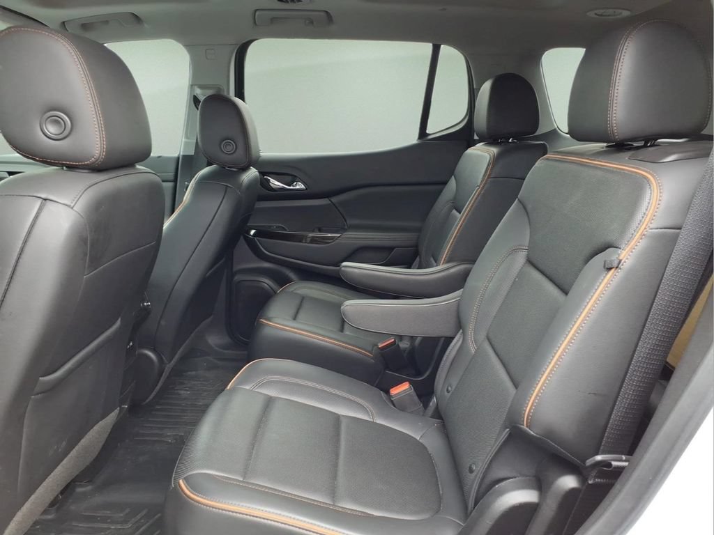 Used 2023 GMC Acadia AT4 w/ Trailering Package AWD/4WD image 5