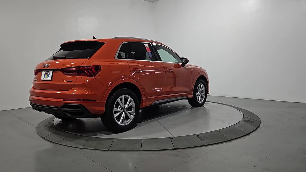 Used 2024 Audi Q3 2.0T Premium Plus w/ Premium Plus Package AWD/4WD image 5