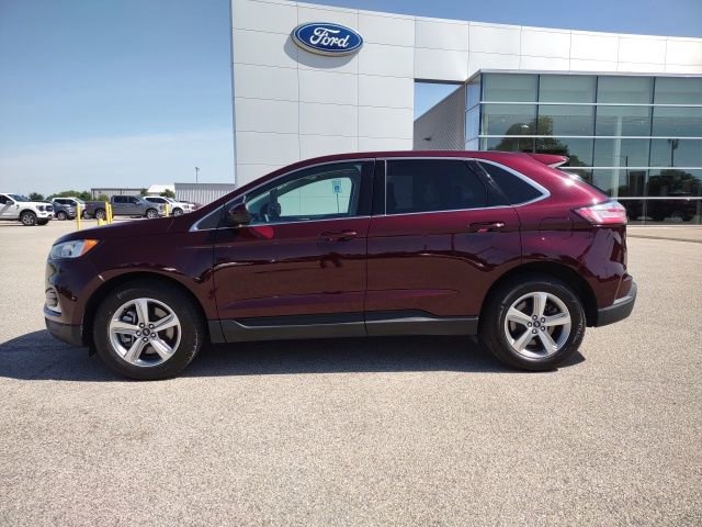 Used 2021 Ford Edge SEL w/ Convenience Package AWD/4WD image 2