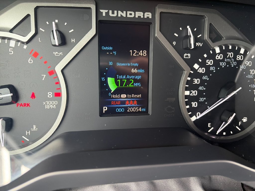 Used 2025 Toyota Tundra SR5 w/ TRD Off-Road Package AWD/4WD image 31