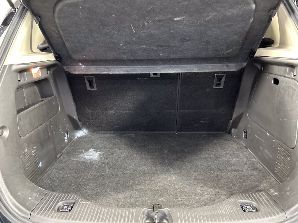 Used 2018 Buick Encore Preferred FWD image 18