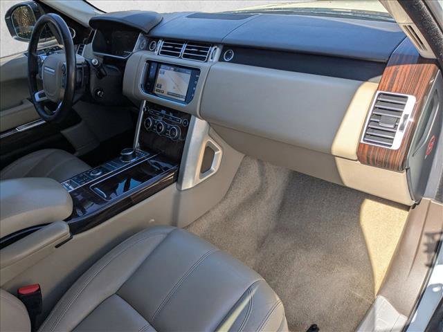 Used 2016 Land Rover Range Rover image 23