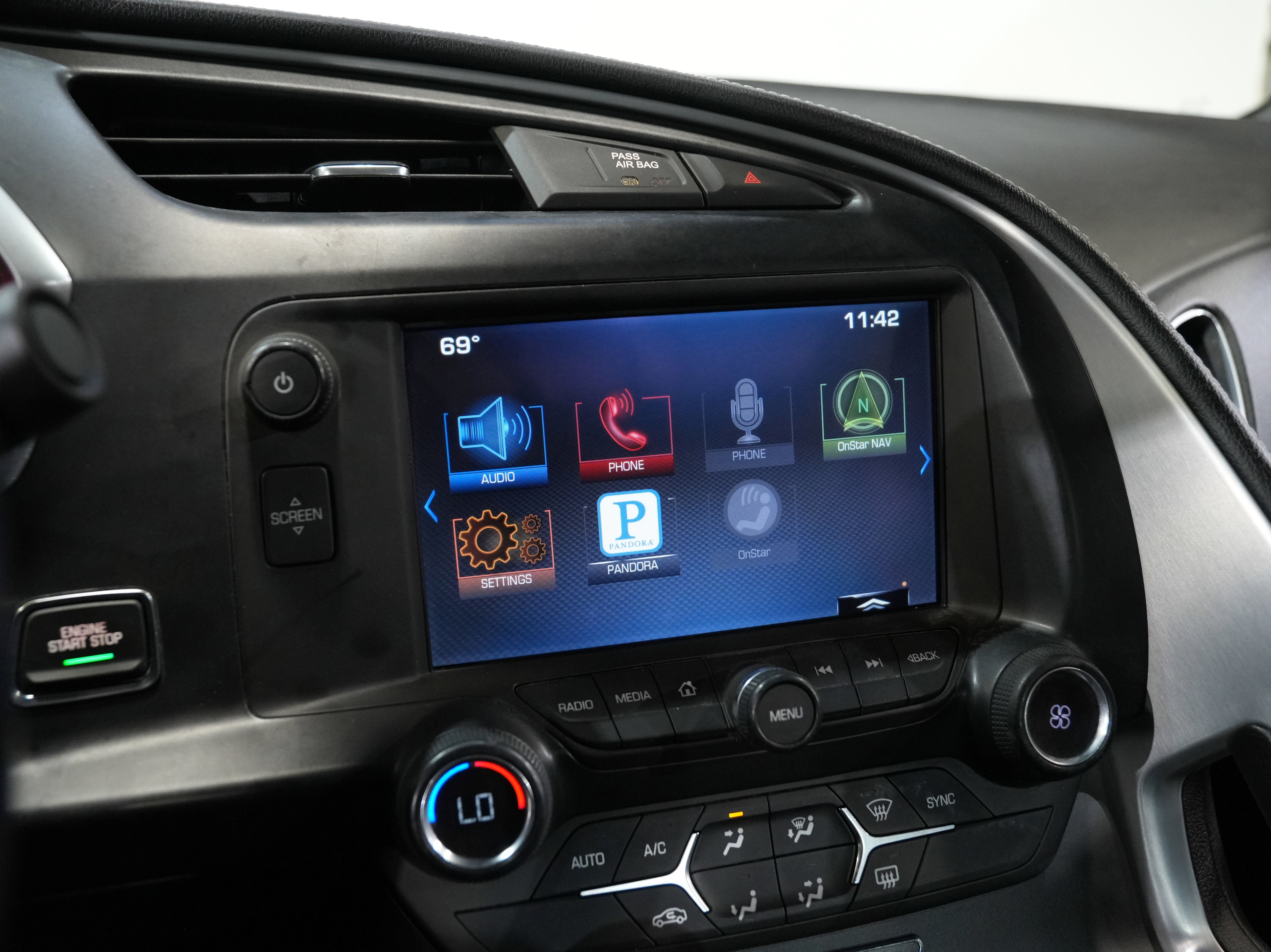 Used 2014 Chevrolet Corvette Stingray Coupe w/ 2LT Preferred Equipment Group image 37