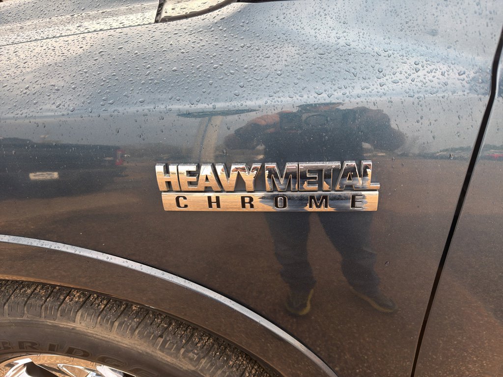 Used 2014 Nissan Titan SL w/ SL Heavy Metal Package image 17