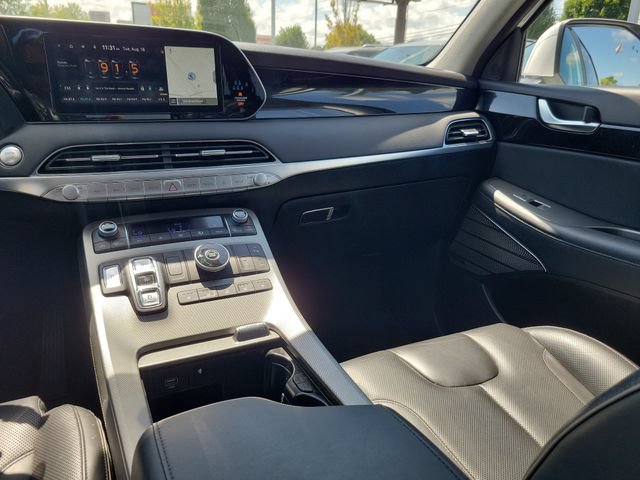 Used 2022 Hyundai Palisade Limited FWD image 13