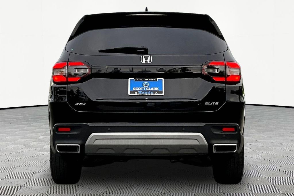 Used 2024 Honda Pilot Elite image 7