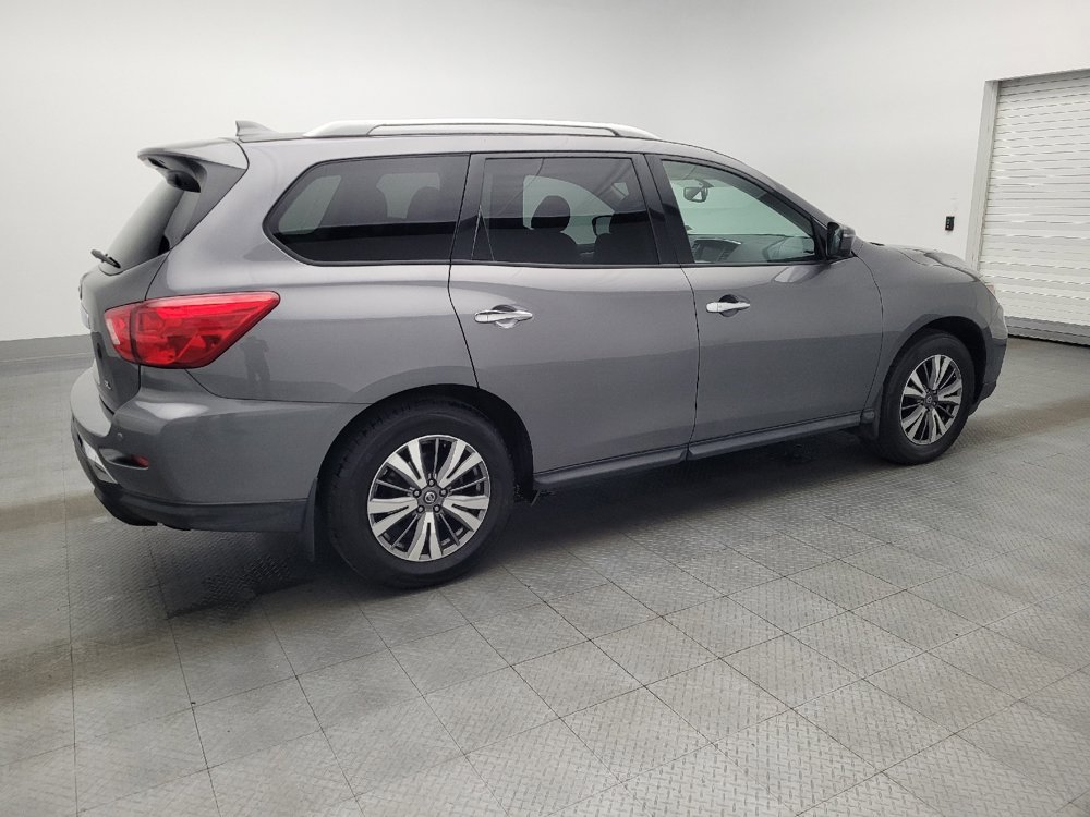 Used 2019 Nissan Pathfinder SL image 10