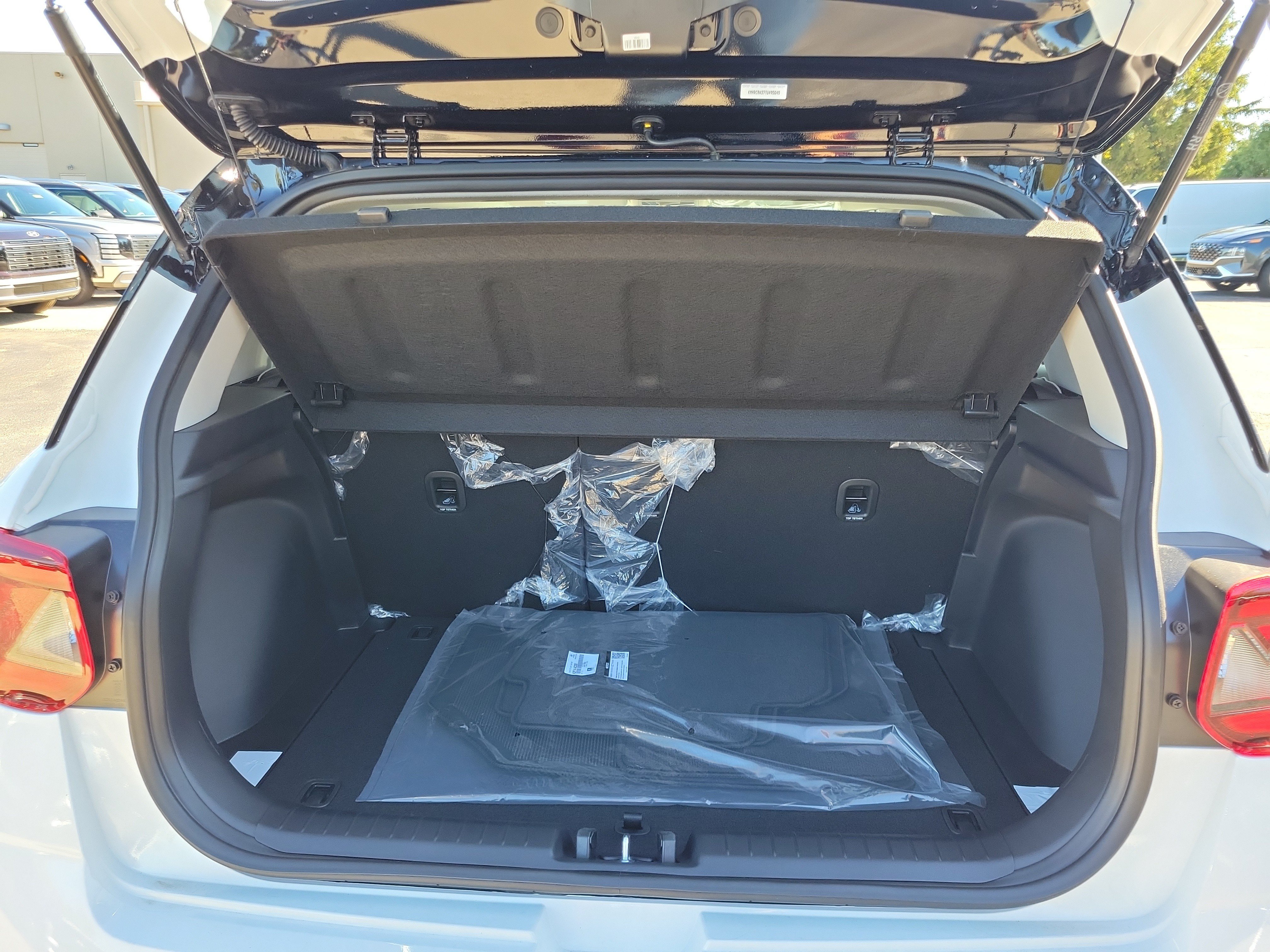 New 2026 Hyundai Venue SEL FWD image 8