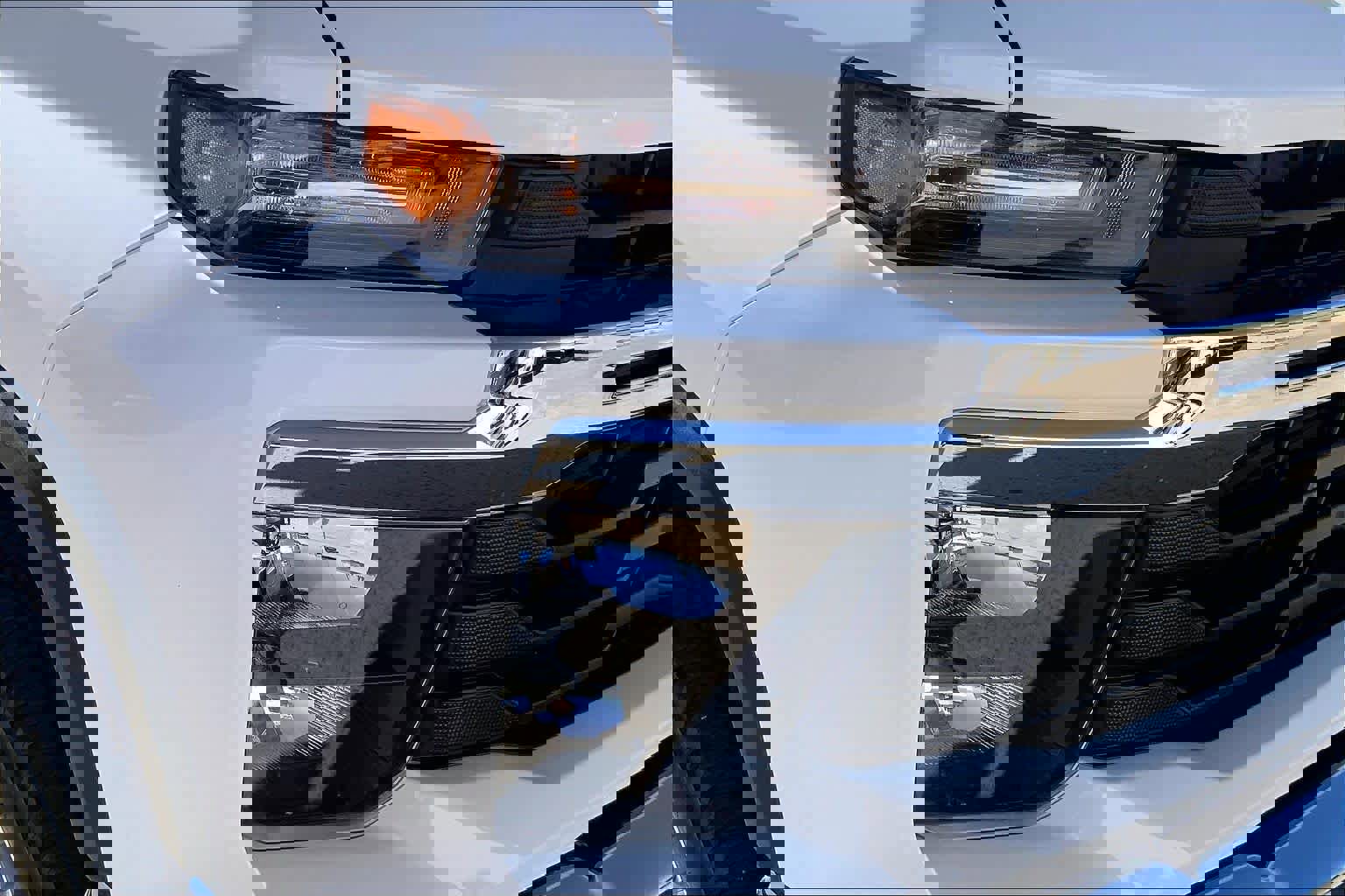 Certified 2025 Chevrolet Silverado 2500 LT w/ Convenience Package image 25