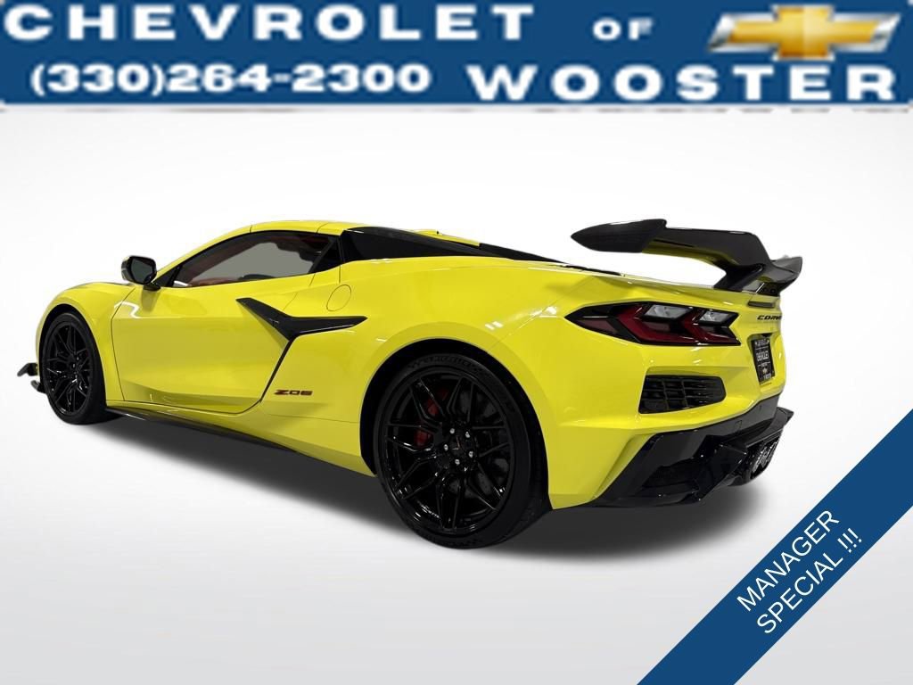 Used 2024 Chevrolet Corvette Z06 w/ Z07 Performance Package image 4
