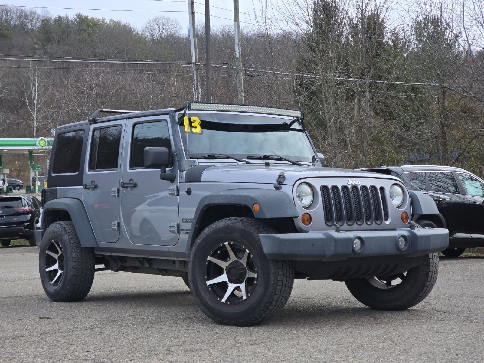 Used 2013 Jeep Wrangler Unlimited Sport w/ Connectivity Group video 2