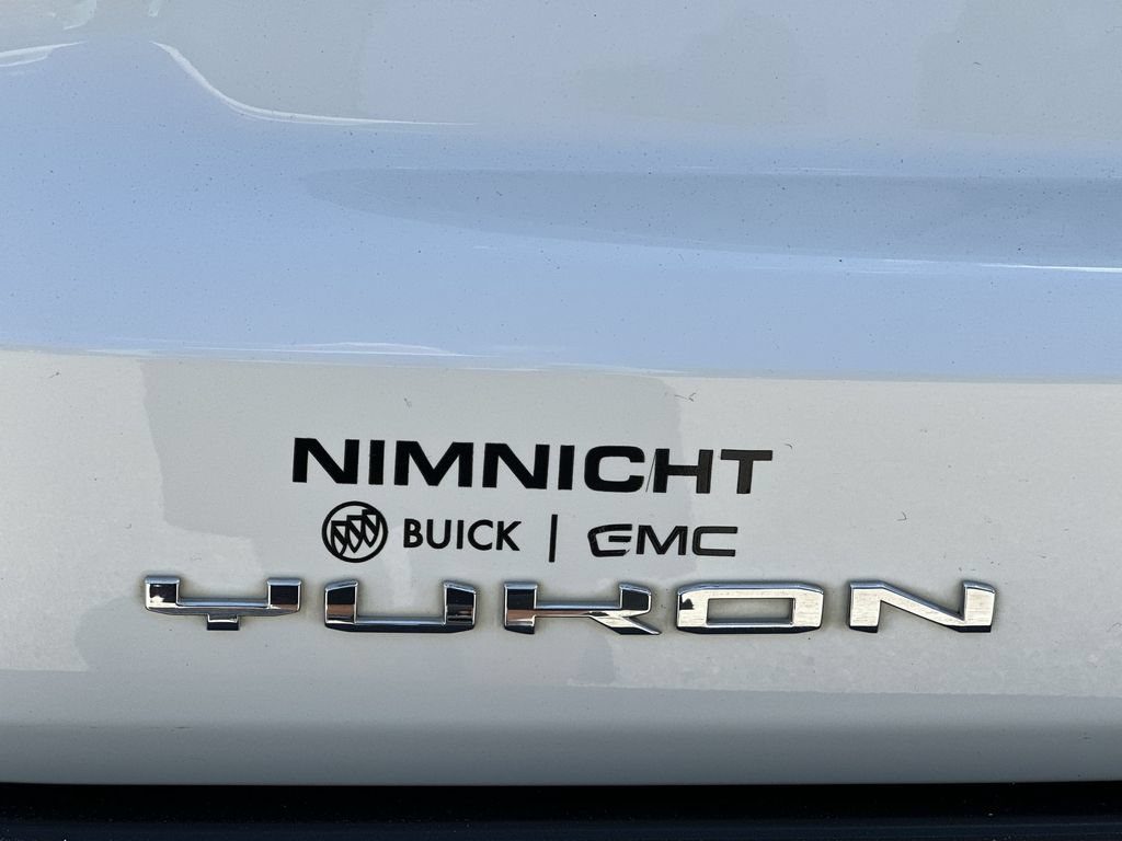 Certified 2022 GMC Yukon SLT w/ SLT Premium Package AWD/4WD image 31