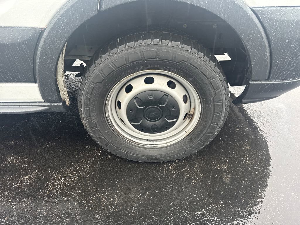 Used 2015 Ford Transit 250 130 Low Roof image 19