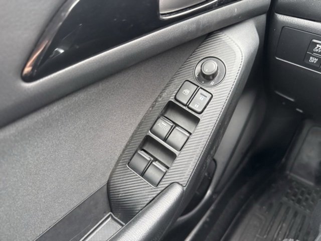 Used 2014 MAZDA MAZDA3 i Touring w/ Technology Package image 22