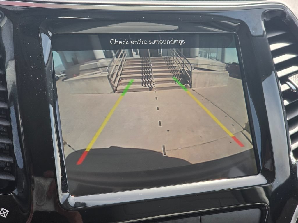 Used 2019 Jeep Cherokee Limited AWD/4WD image 22