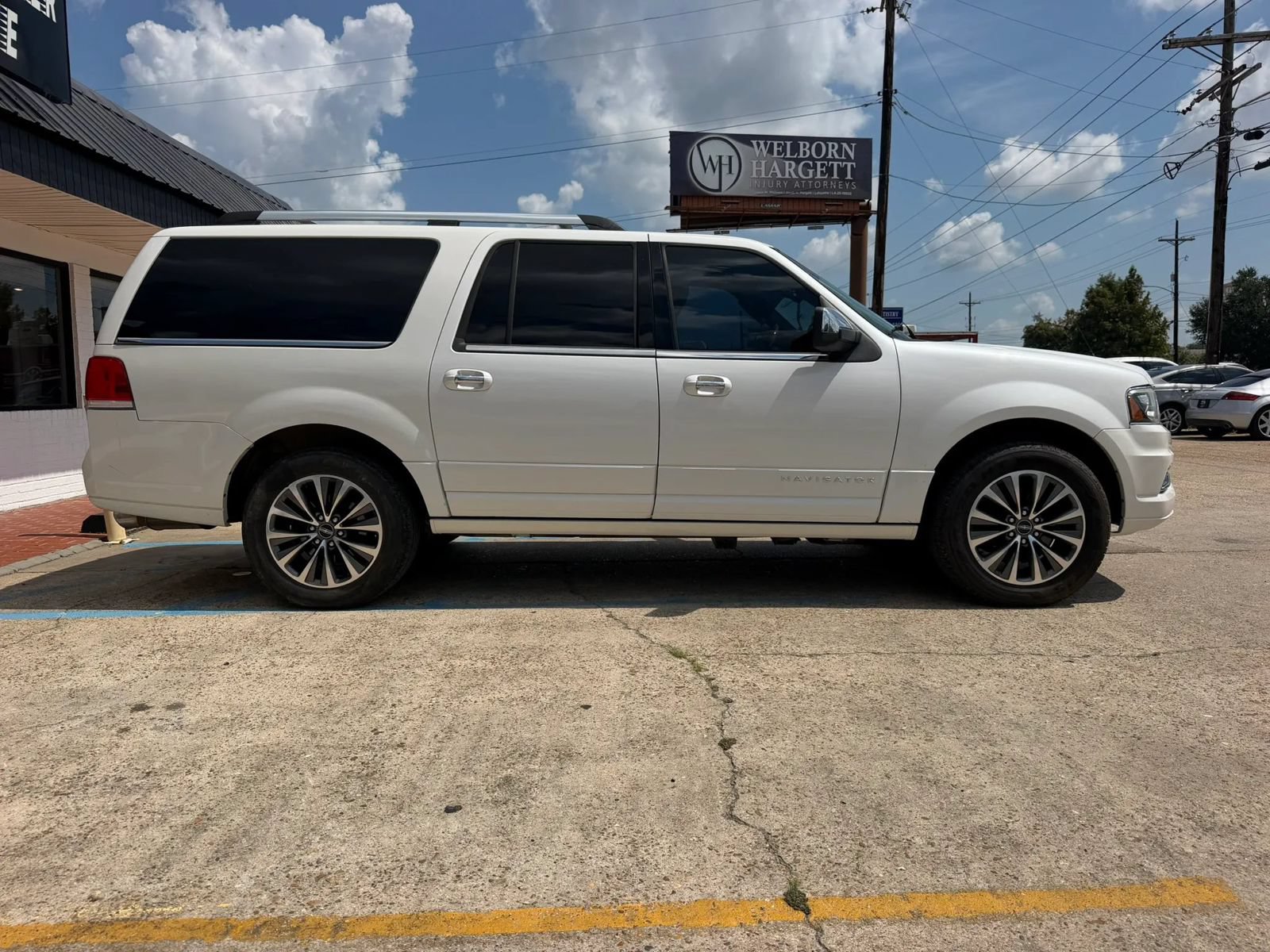 Used 2015 Lincoln Navigator L 2WD image 4