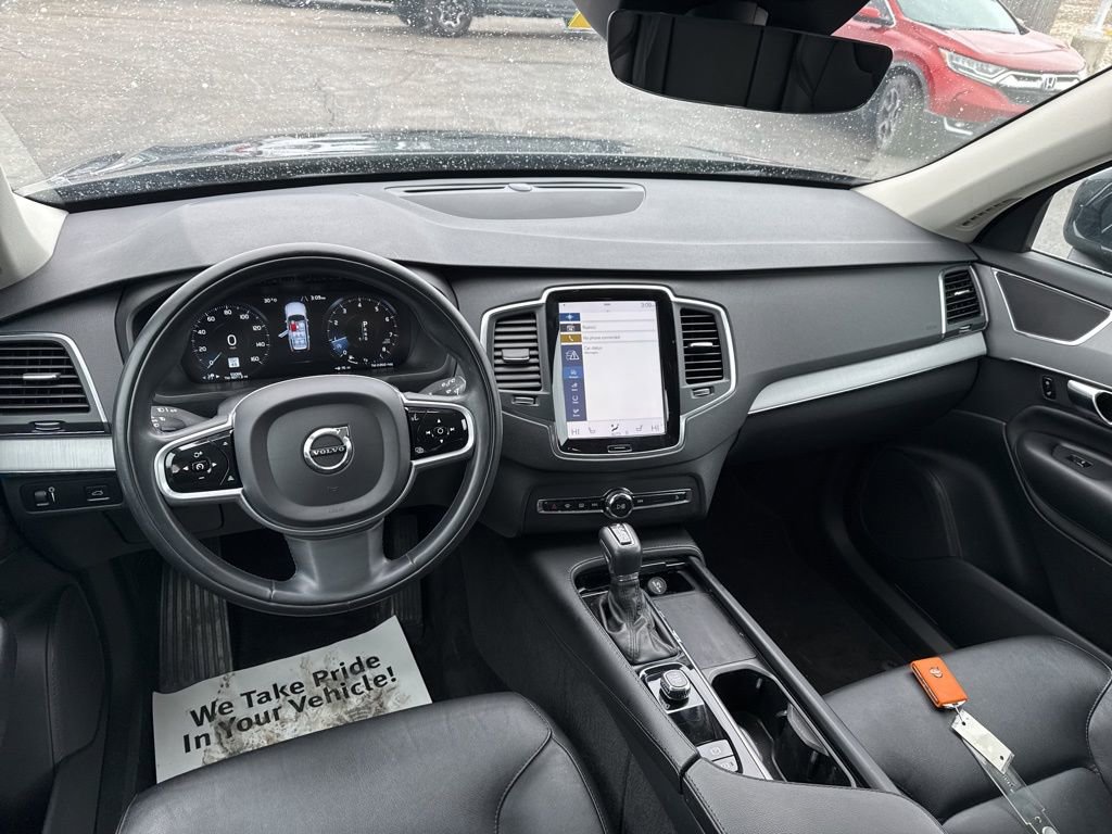 Used 2022 Volvo XC90 T5 Momentum w/ Climate Package image 38