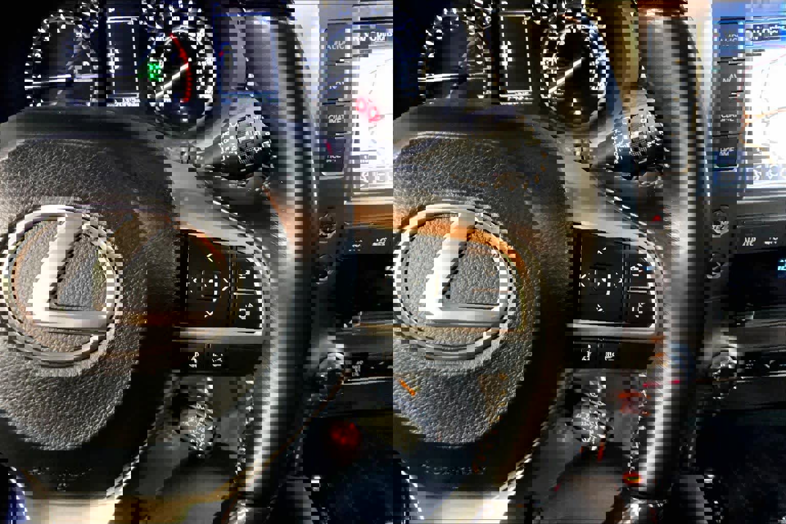 Used 2021 Lexus GX 460 Premium w/ Premium Package image 25