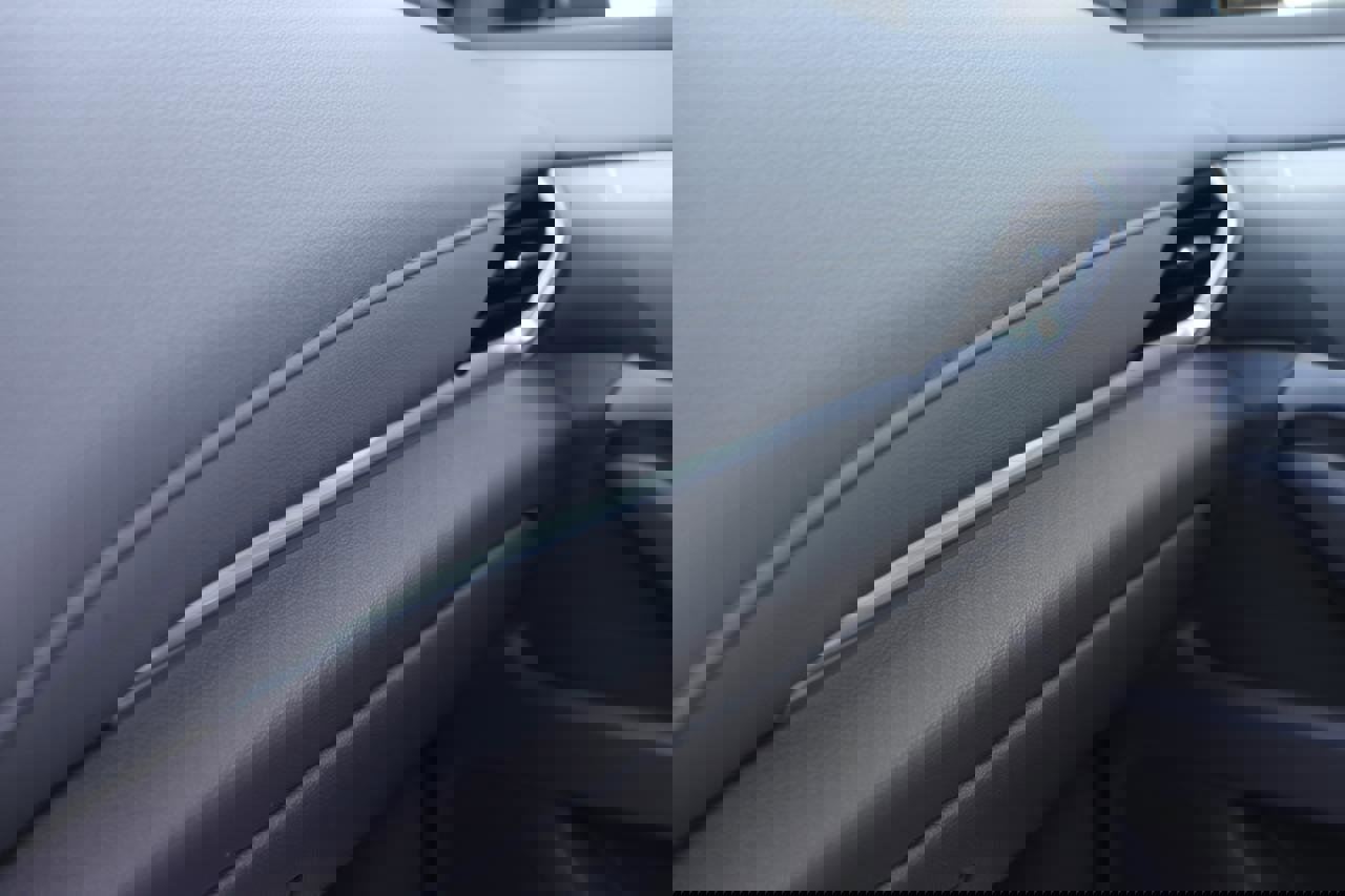 Used 2019 Chevrolet Traverse LT w/ LT Premium Package image 45