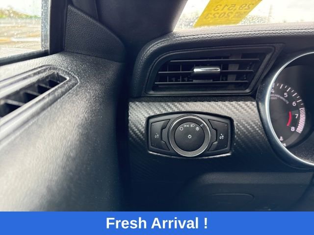 Used 2023 Ford Mustang Coupe RWD image 8