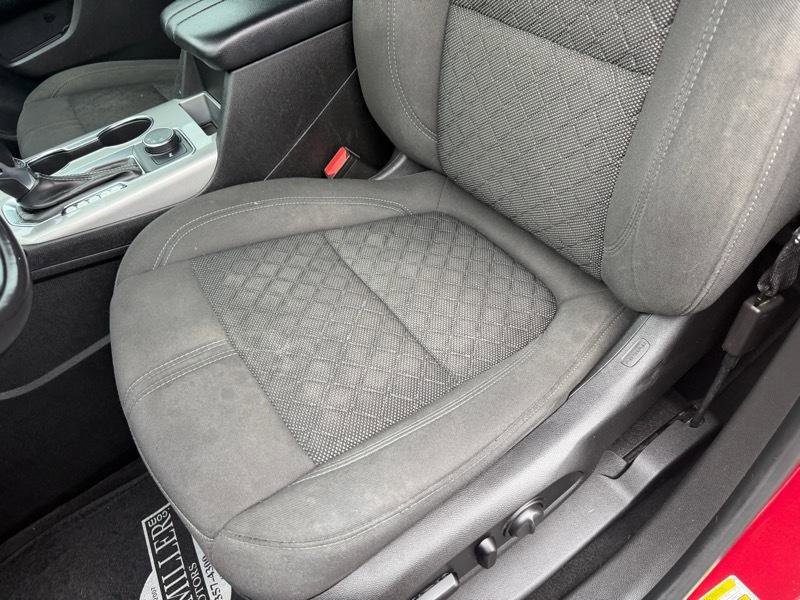 Used 2019 Chevrolet Blazer LT image 15