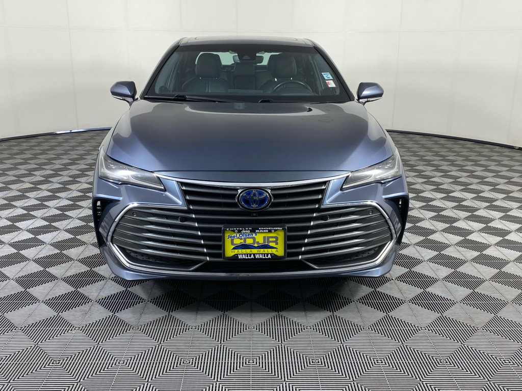 Used 2021 Toyota Avalon Limited w/ Advanced Safety Package FWD image 2