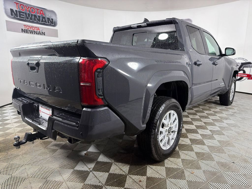 Used 2025 Toyota Tacoma SR5 w/ SR5 Upgrade Package AWD/4WD image 3