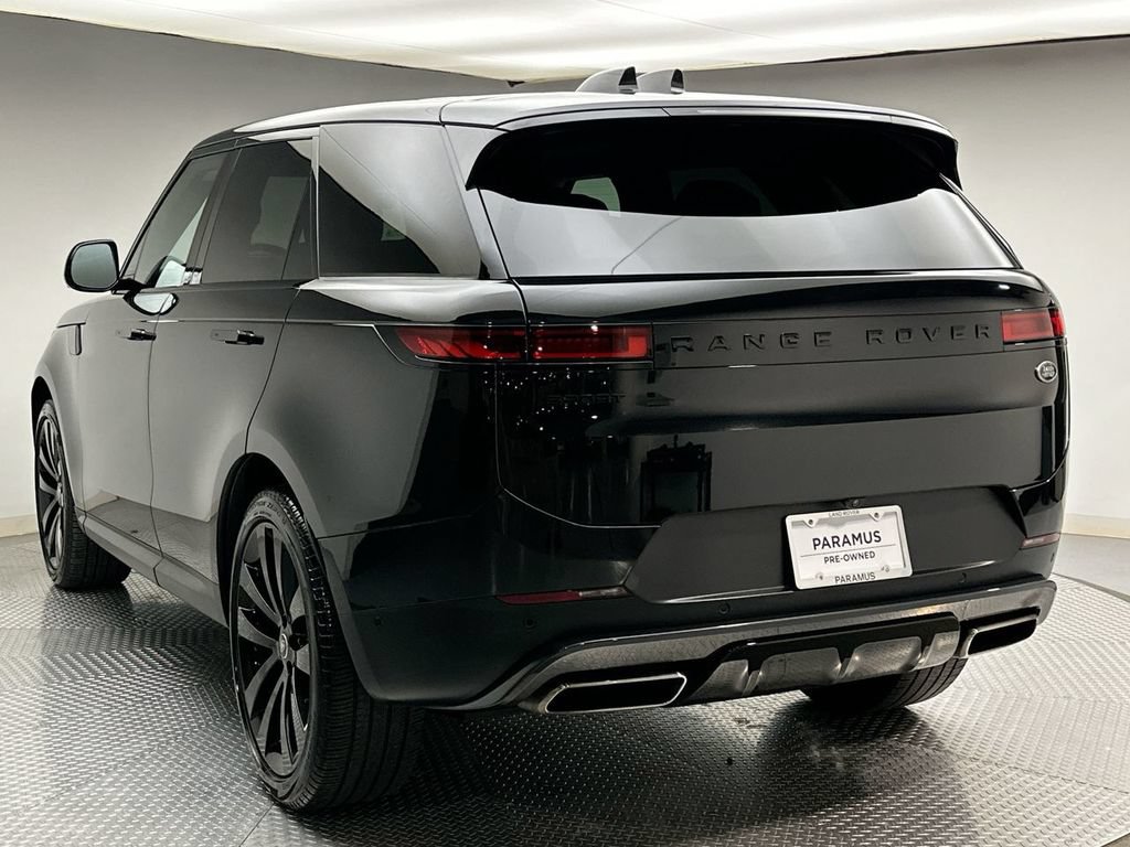 Used 2023 Land Rover Range Rover Sport SE AWD/4WD image 11