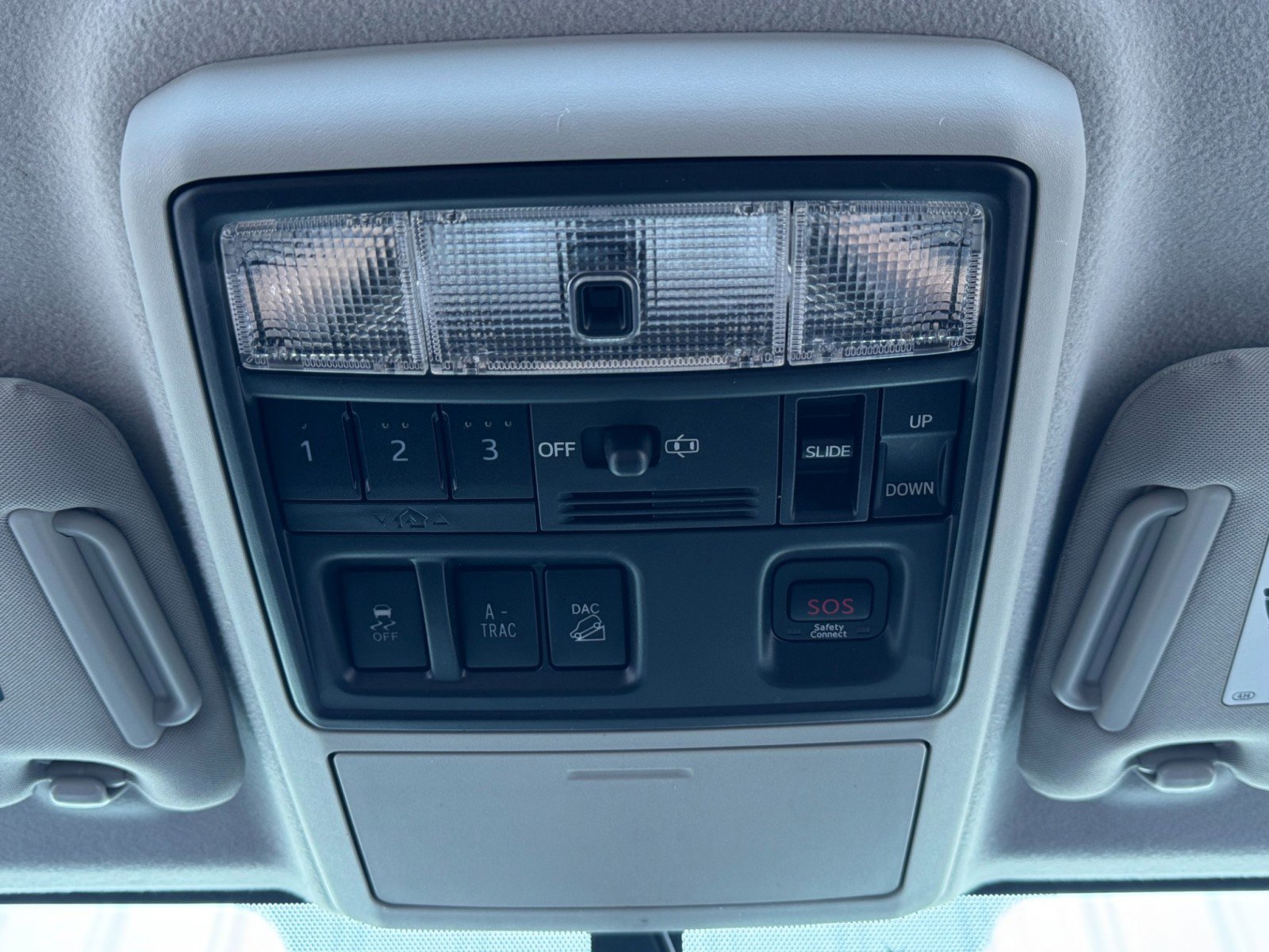 Used 2016 Toyota 4Runner Limited AWD/4WD image 32