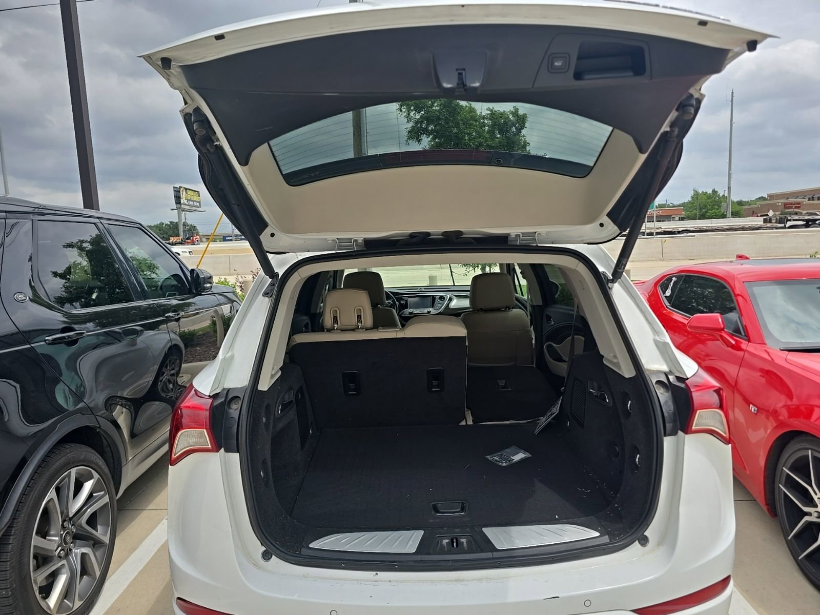 Used 2020 Buick Envision Essence image 8