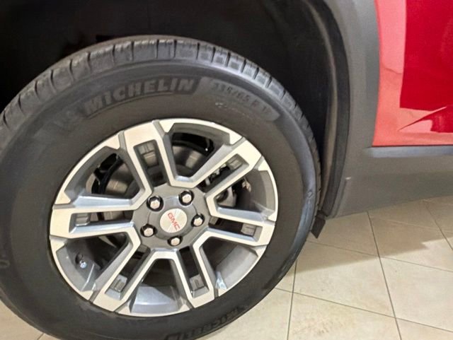Used 2025 GMC Terrain Elevation AWD/4WD image 26