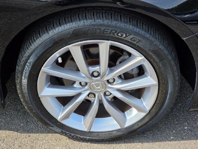 Used 2022 Honda Accord LX image 9