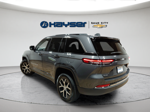 Used 2024 Jeep Grand Cherokee Limited w/ Trailer Tow Package AWD/4WD image 19