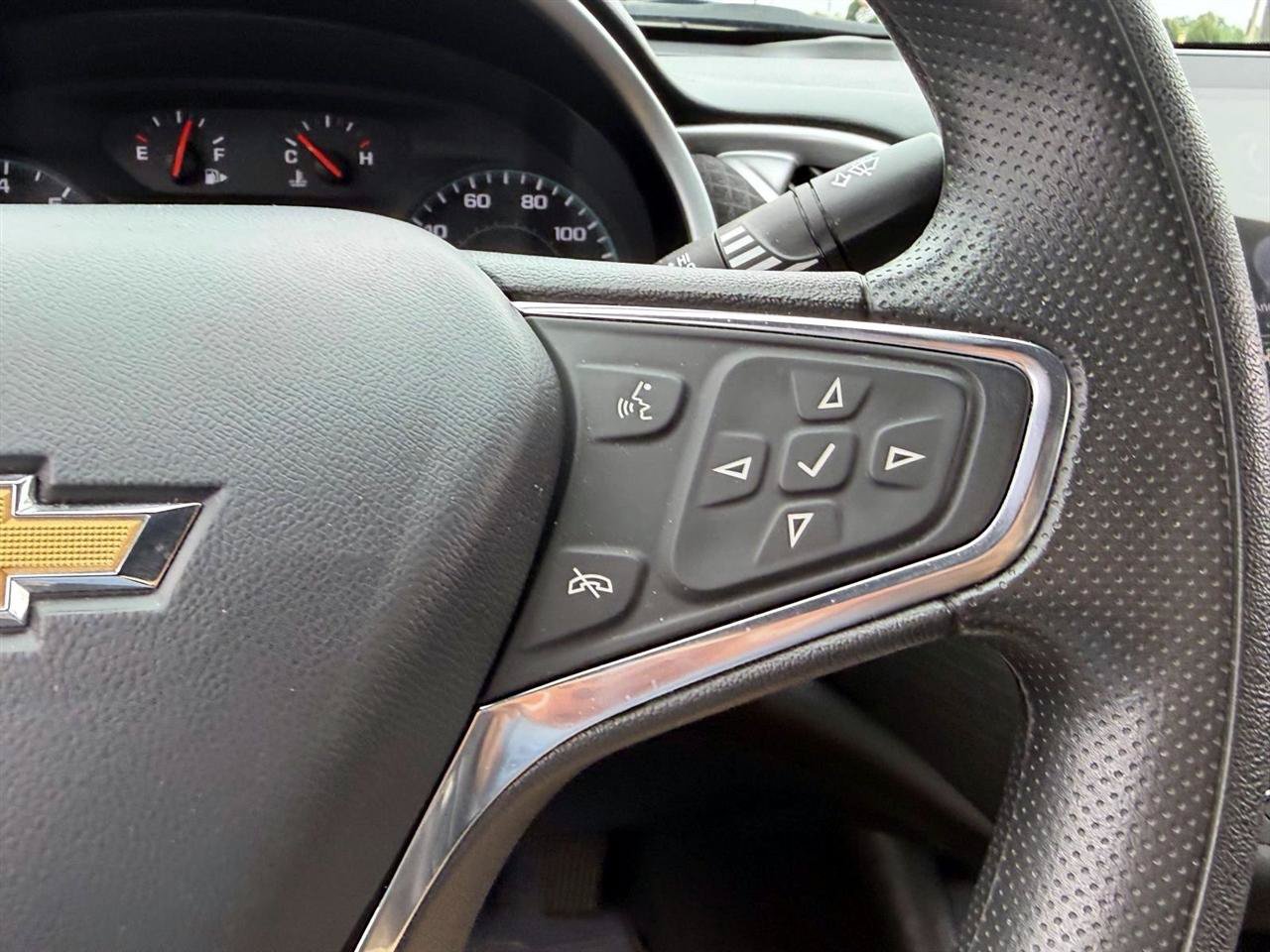Used 2023 Chevrolet Malibu LT FWD image 27