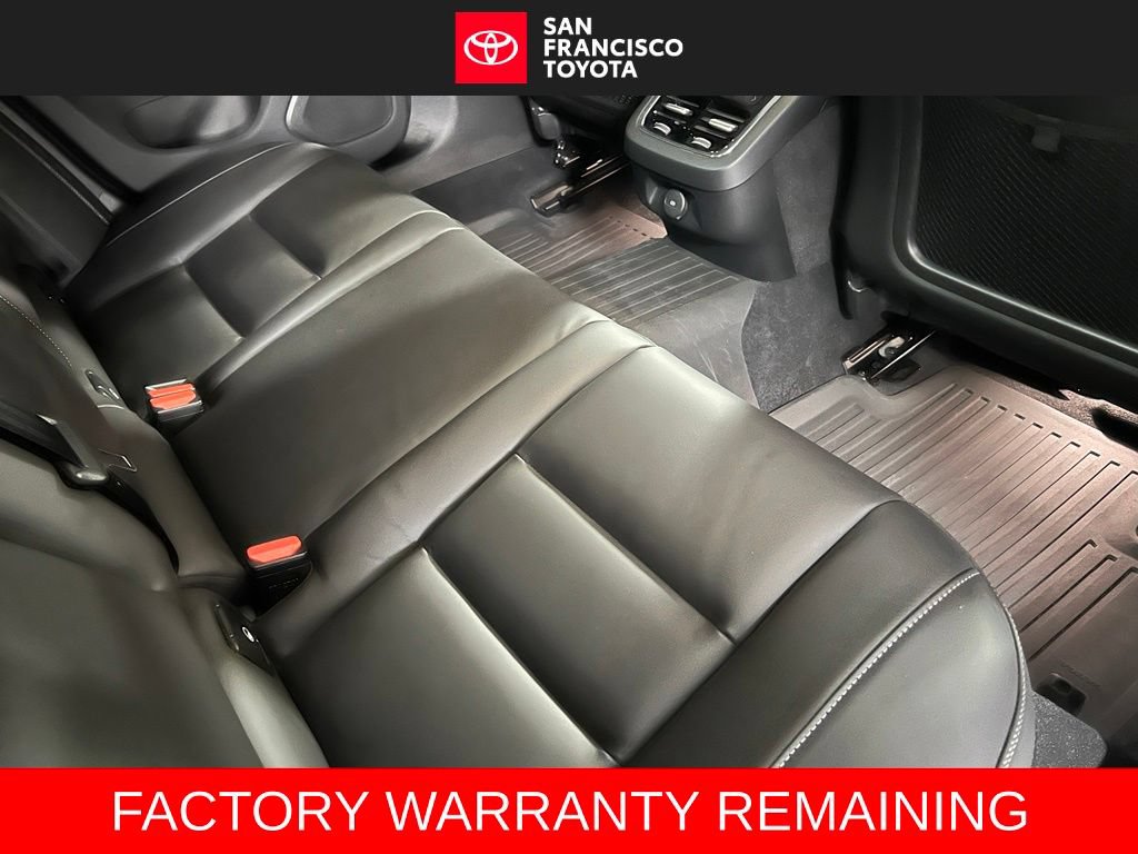 Used 2026 Volvo V60 B5 Cross Country Ultra w/ Climate Package AWD/4WD image 20