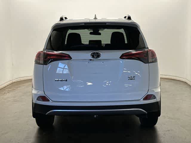 Used 2018 Toyota RAV4 XLE w/ Plus Extra Value Package AWD/4WD image 4