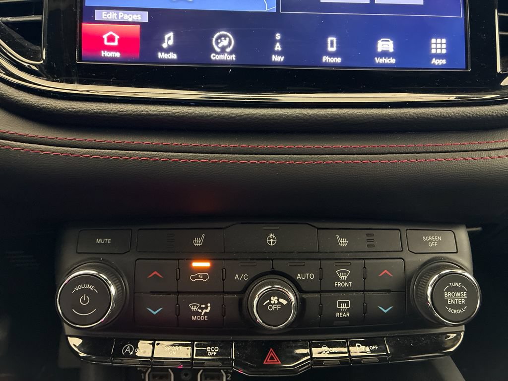 Used 2025 Dodge Durango GT AWD/4WD image 21