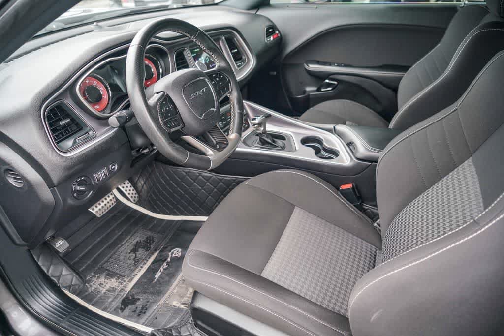 Used 2020 Dodge Challenger SRT Hellcat RWD image 16