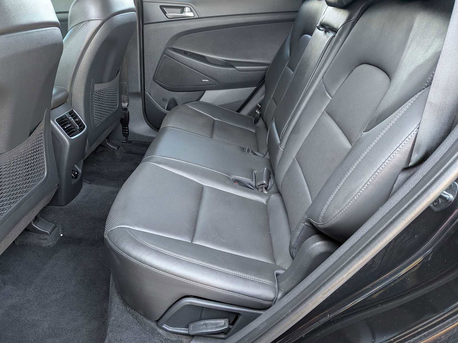 Used 2021 Hyundai Tucson Limited FWD image 27