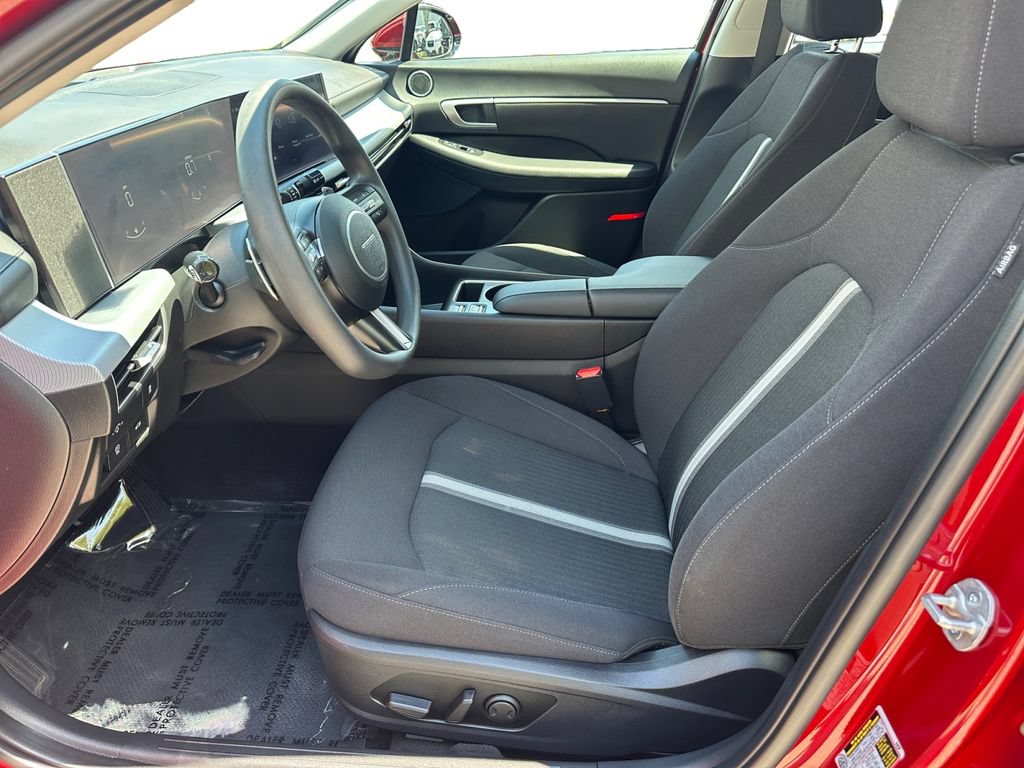 Used 2024 Hyundai Sonata SEL AWD/4WD image 17