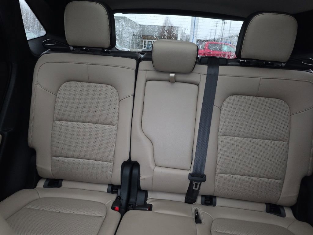 Certified 2020 Ford Escape SEL image 22