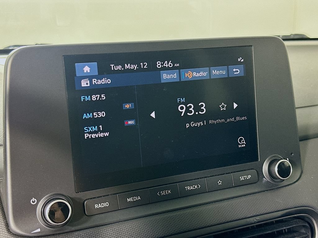 Used 2023 Hyundai Kona SEL w/ Cargo Package FWD image 28